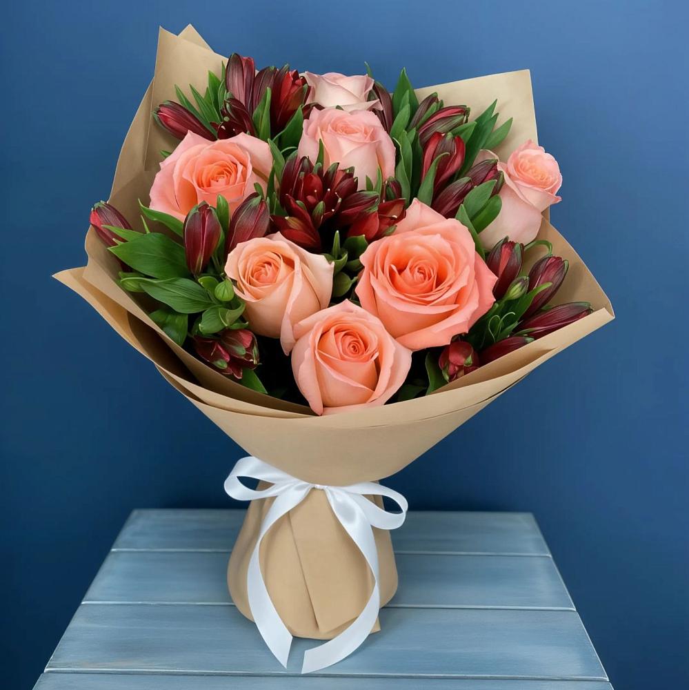 Букет цветов из: Розы и Альстромерии в Архангельском Воронежской области