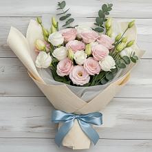 Букет цветов из:  Лизиантусы в Архангельском Воронежской области