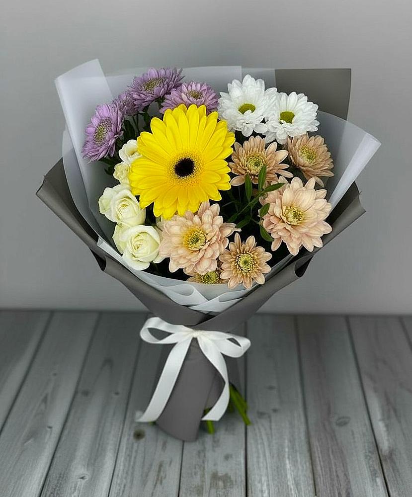 Букет цветов из: Розы, Герберы и Хризантемы в Архангельском Воронежской области