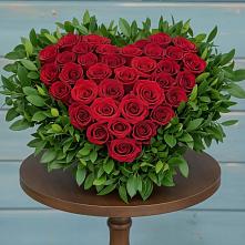 Цветочная композиция из Розы в виде сердца в Архангельском Воронежской области