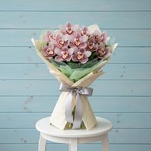 Букет цветов из:  Орхидеи и Розы #REPLACE_PRED# Архангельском Воронежской области