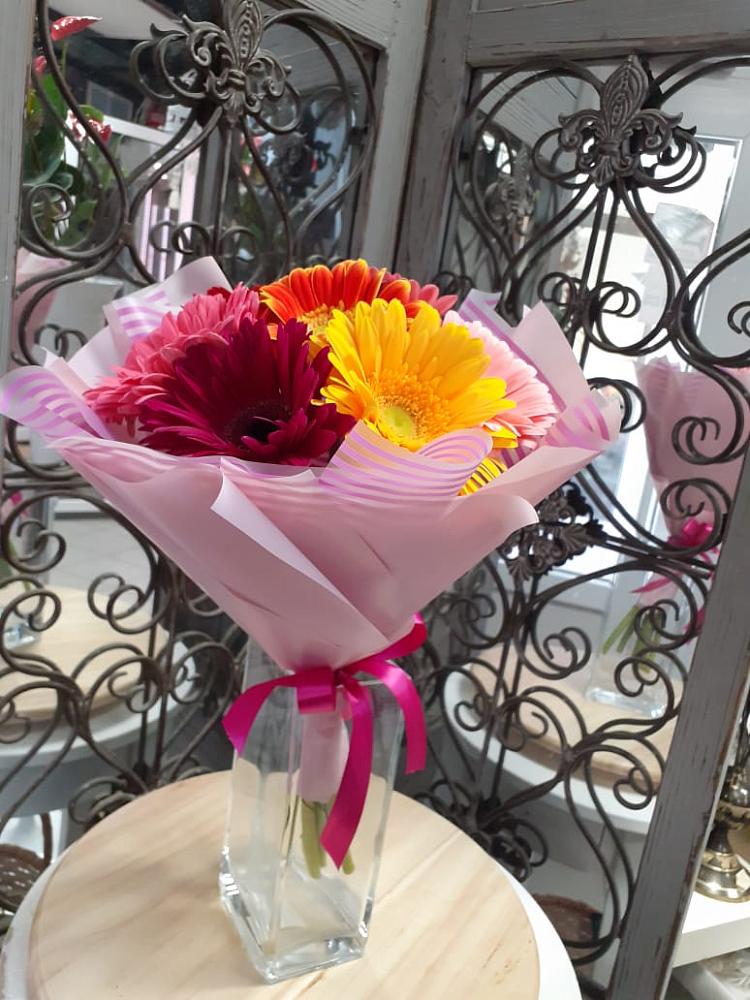 Букет цветов из: Герберы в Архангельском Воронежской области