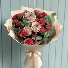 Букет цветов из:  Гвоздики и Розы в Архангельском Воронежской области